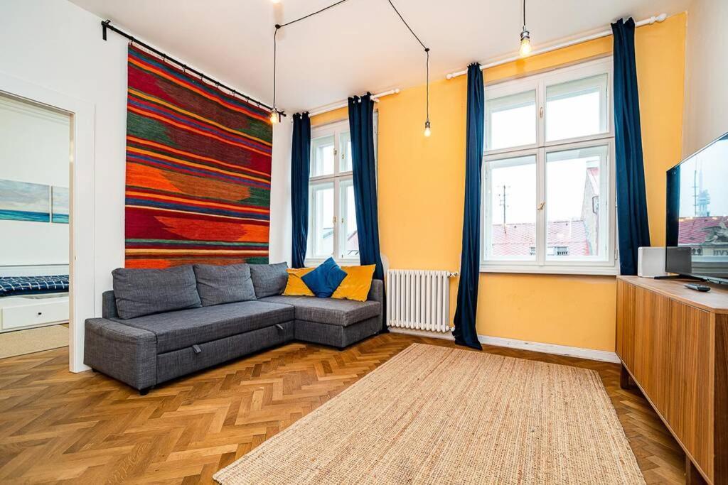 Elegant, Modern, 2-Bed Flat By Museum Of Prague Διαμέρισμα Εξωτερικό φωτογραφία