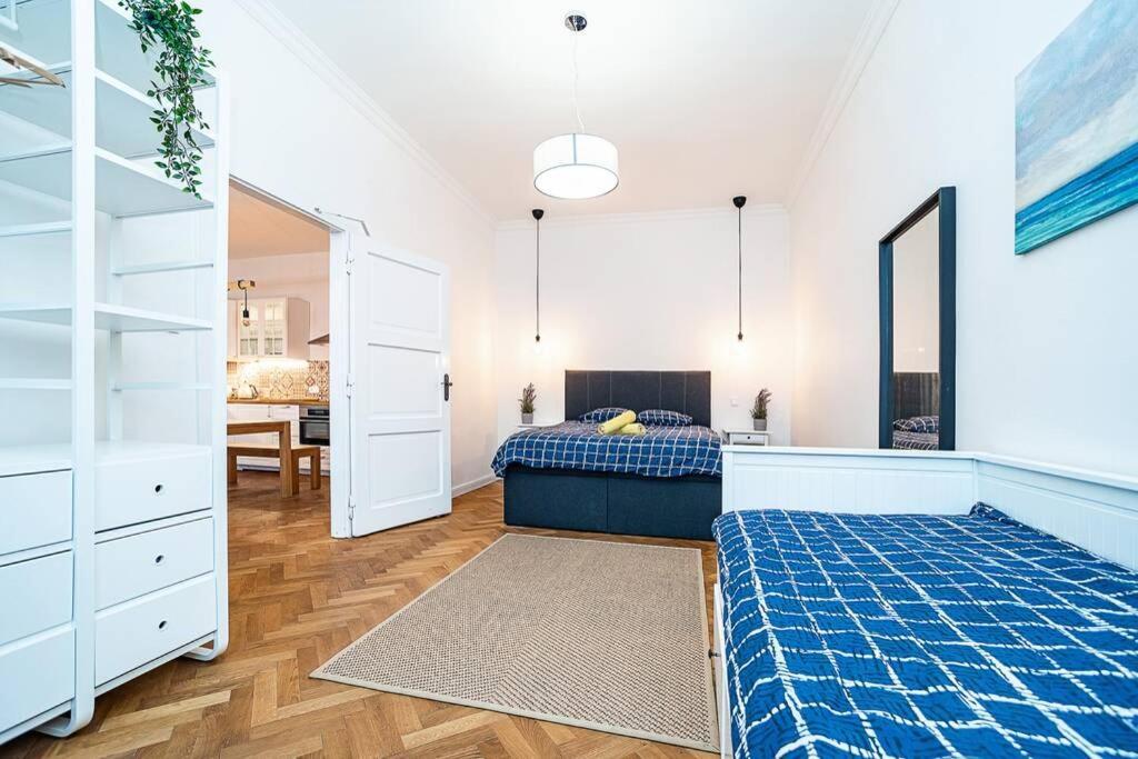 Elegant, Modern, 2-Bed Flat By Museum Of Prague Διαμέρισμα Εξωτερικό φωτογραφία